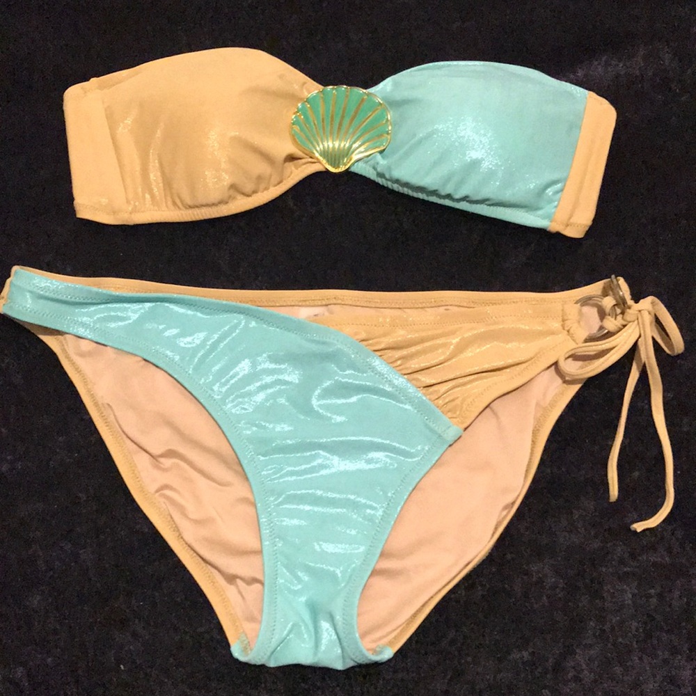 Victoria’s Secret Bandeau Seashell Bikini